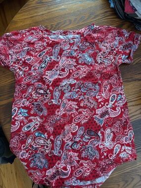 Red Paisley Short Sleeve Tee
